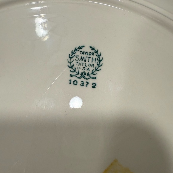 Taylor Smith TST Vintage Floral Cake Plate Roses & Gold Trim Made In USA Round - Picture 5 of 7